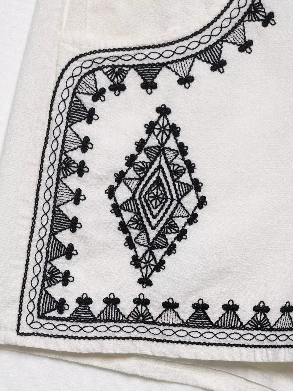 Women’s Casual Embroidered V-neck Vest With Wide-leg Shorts