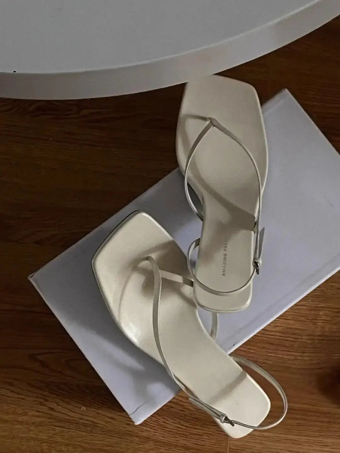 Retro Square Toe Clip Sandals