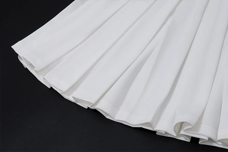 Temperament Elegant Slim Fit Set V-neck Tight Vest Mini Pleated Skirt