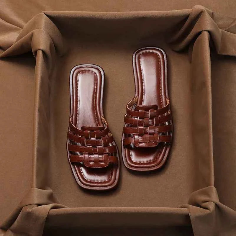 New Cross-hollowed-out Flip-flops Women's Shoes