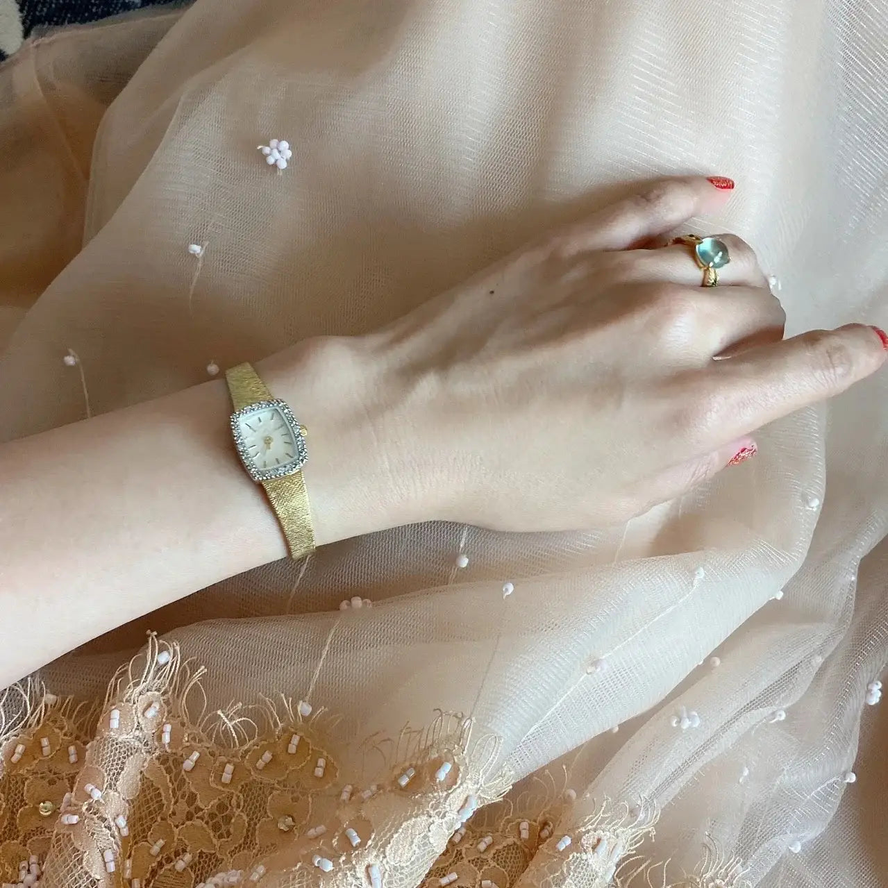 Women’s Watch Medieval Diamond Vintage Retro