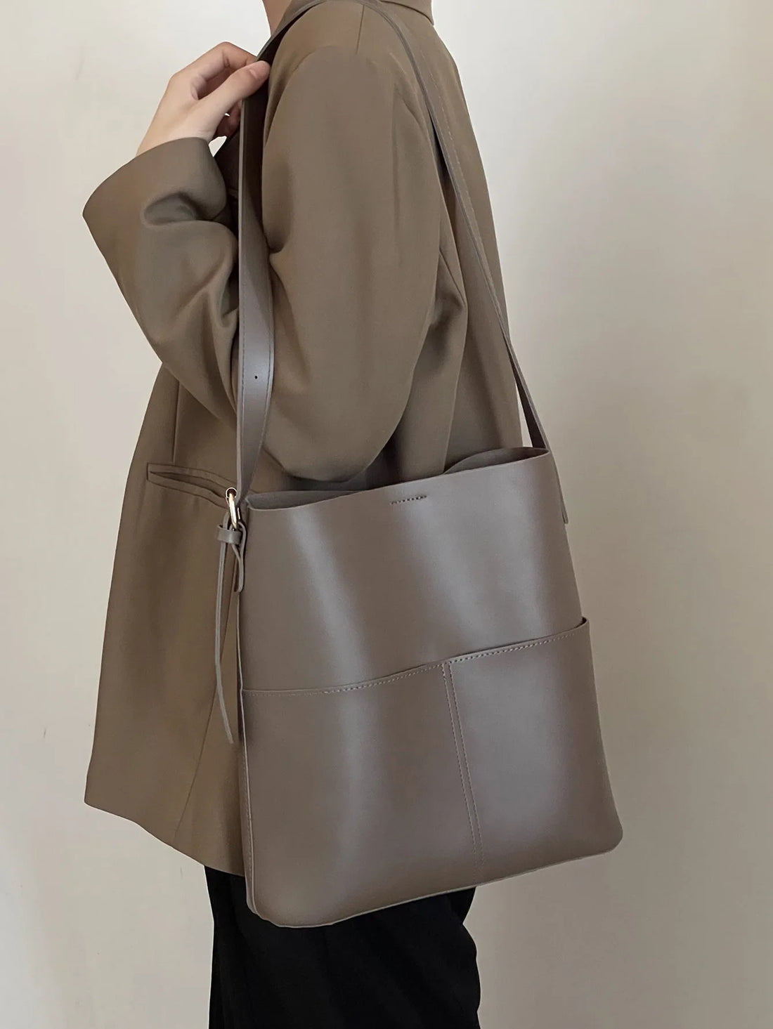 Women's Leather Shoulder Bucket Bag