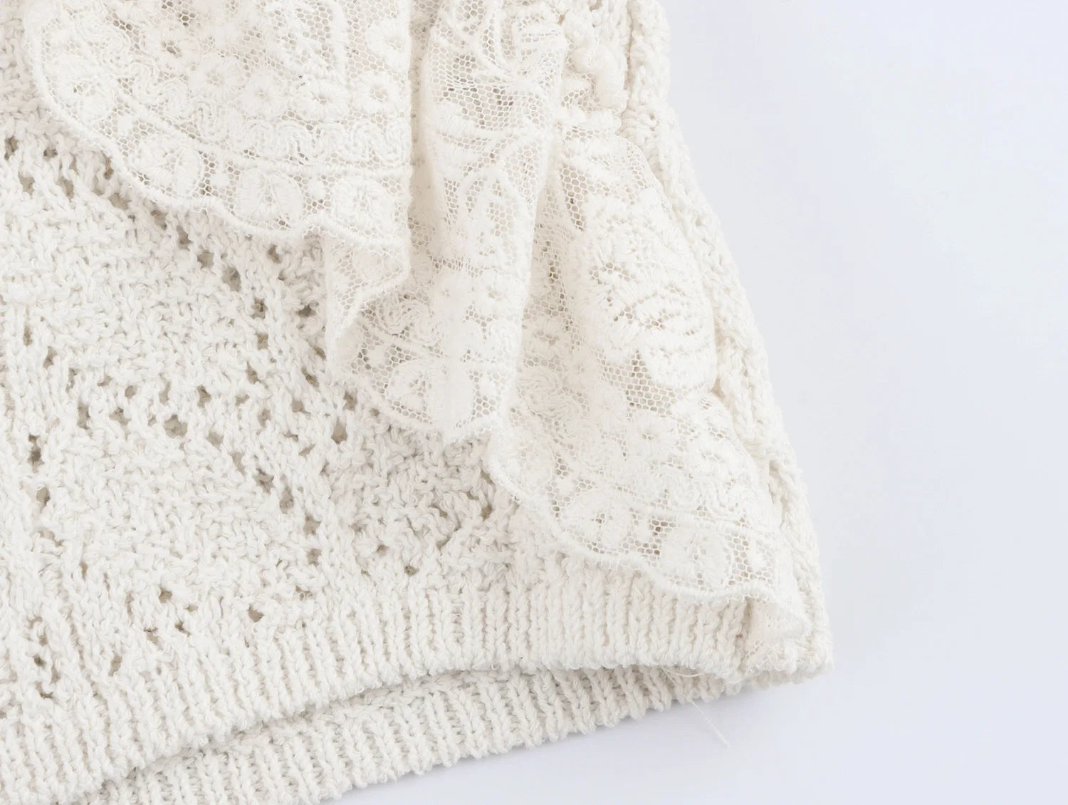 Women’s Hollow Out Knit Blouse Ruffled Round Neck Short Sleeves