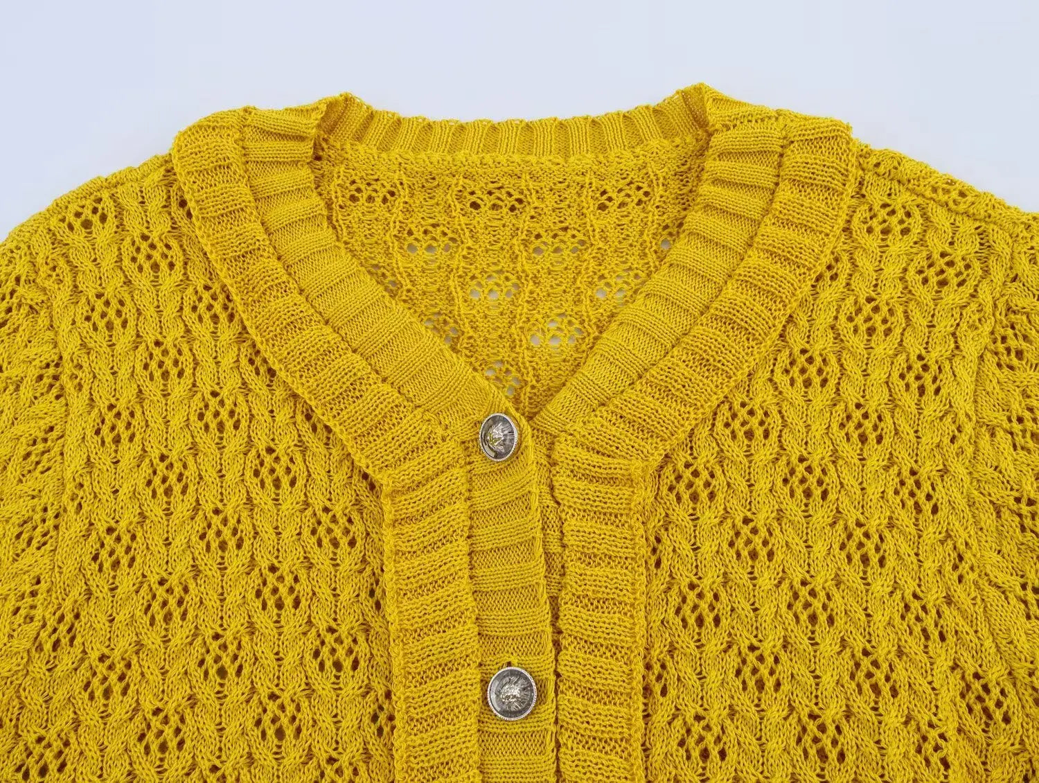 Women’s Slim Fit Knitted Cardigan V-neck Long Sleeve