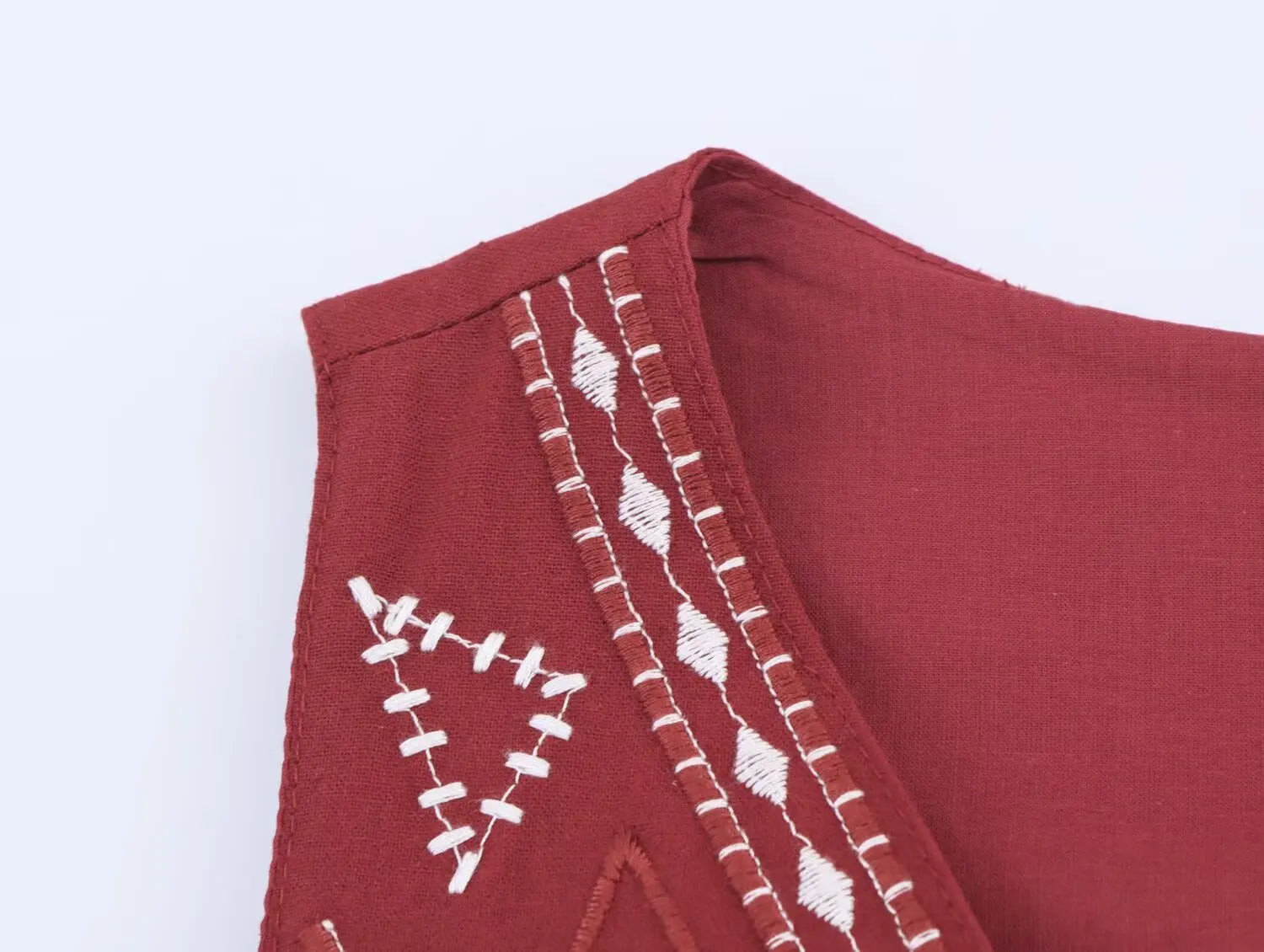 Women’s Casual Embroidered Sleeveless V-neck Short Vest Top + High Waist Shorts