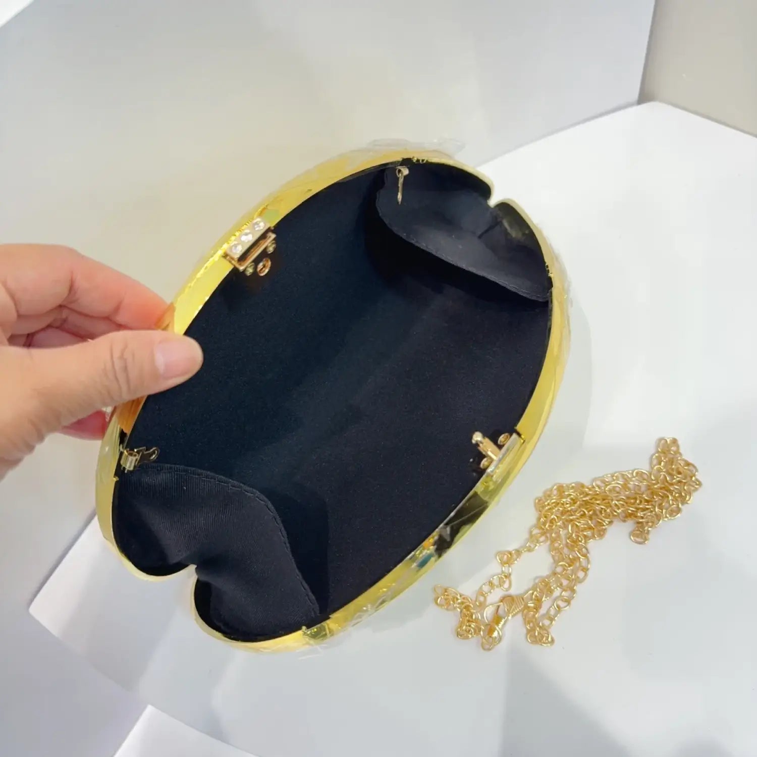 Retro Golden Silver Metal Large Shell Acrylic Bag