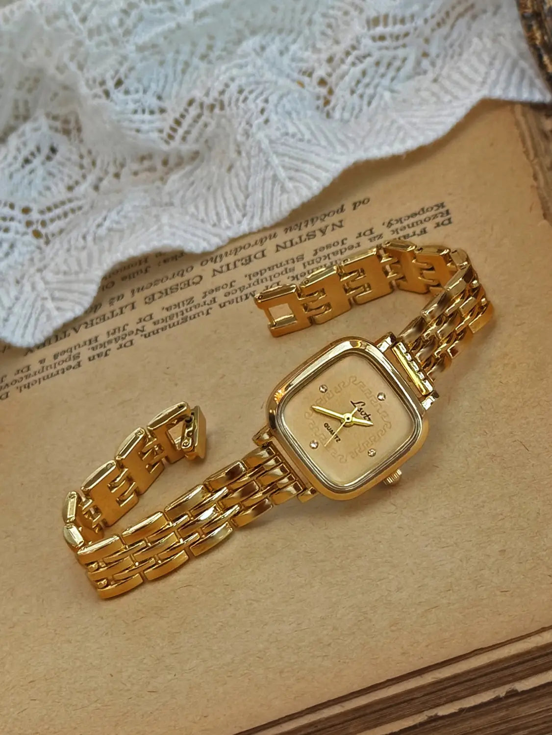 French Retro Gold Small Dial Ladies Watch