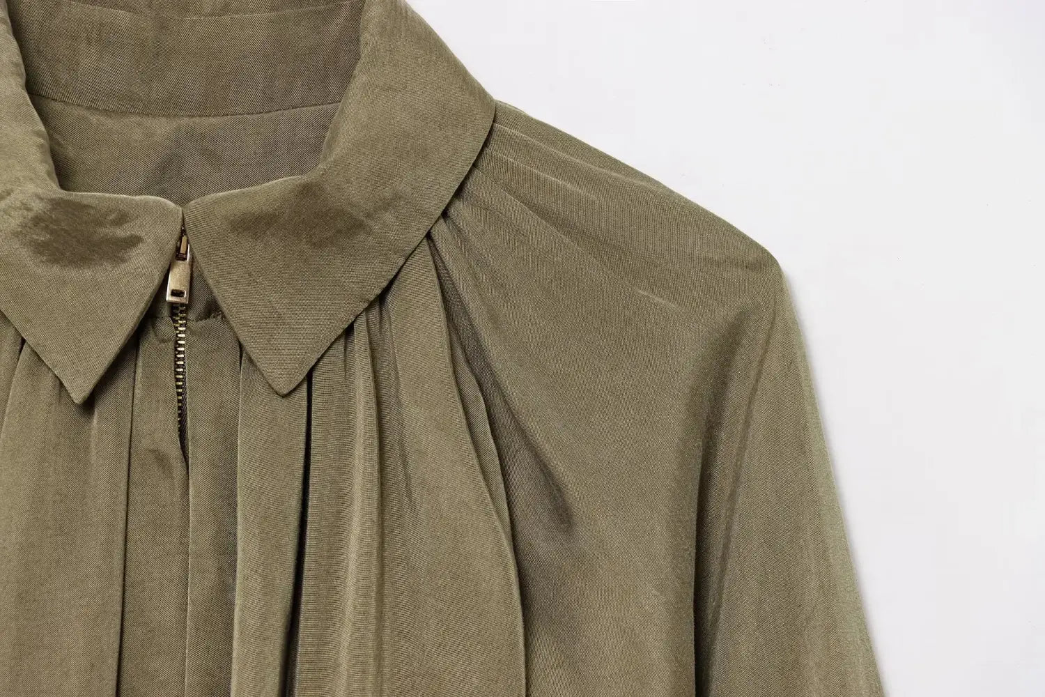 Elegant Pleated Green Oversize Bomber Jacket