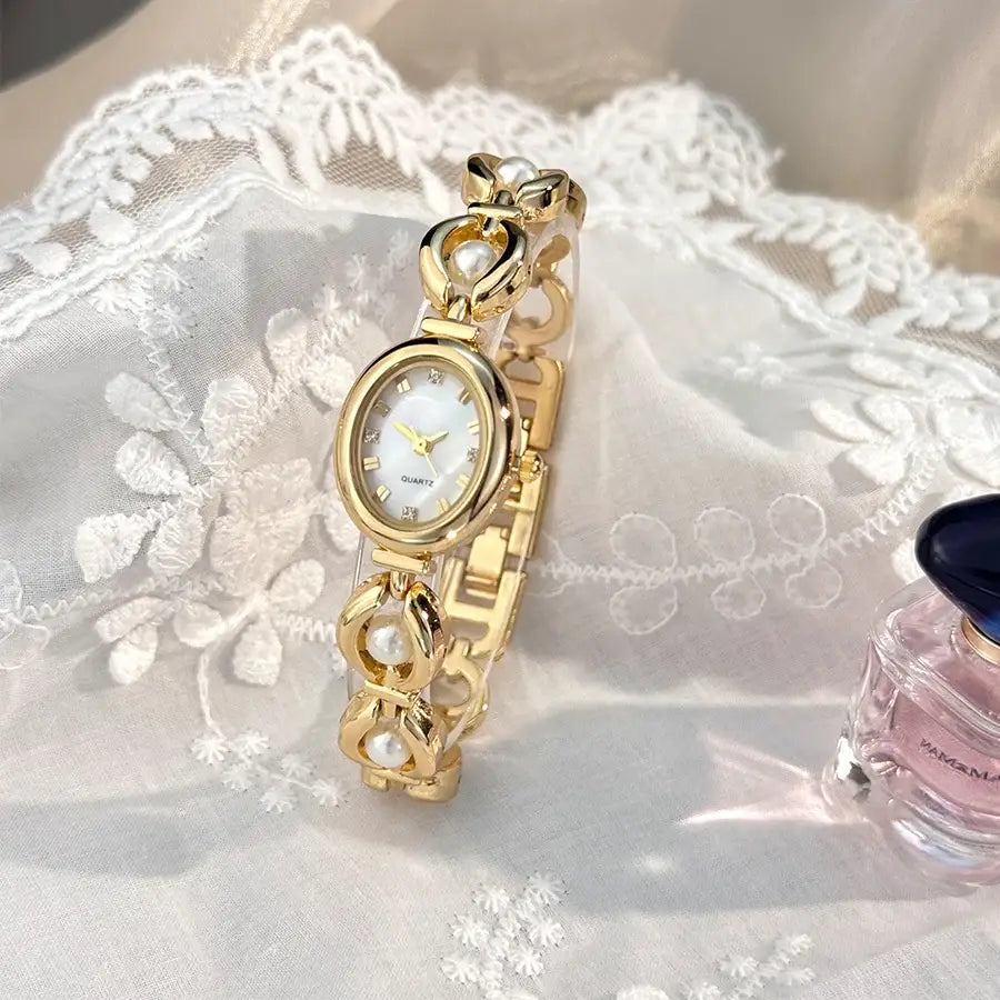 Elegant Oval Vintage High-Appeal Ladies Quartz Watch