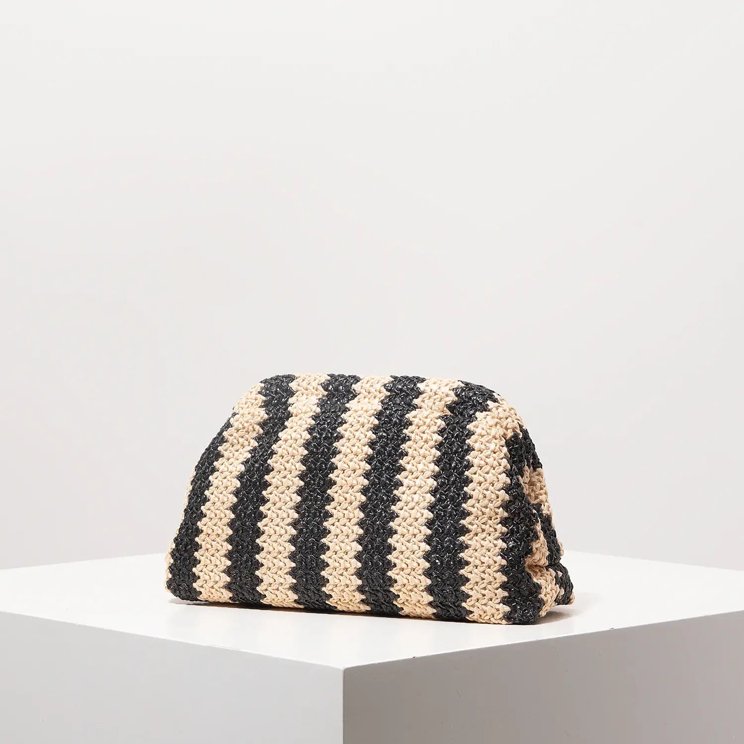 Striped Contrasting Color Knitted Ladies Clutch Bag