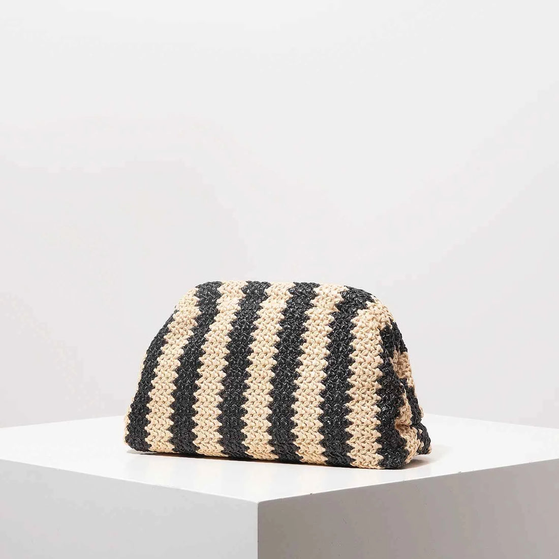 Striped Contrasting Color Knitted Ladies Clutch Bag