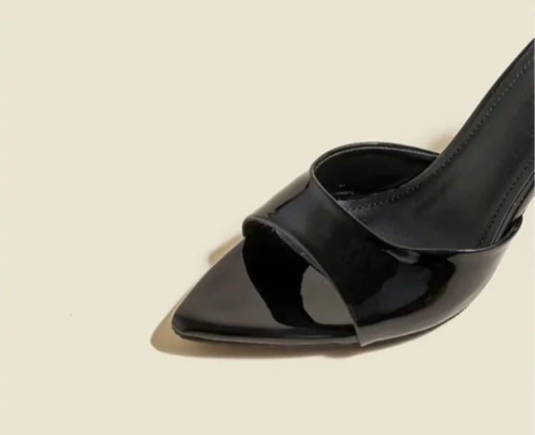 Women’s Slippers Pointed Toe