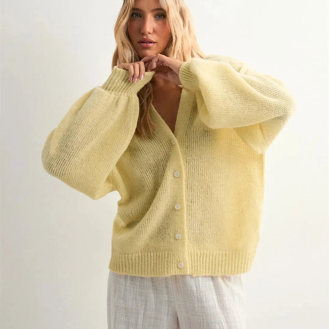 Women’s Solid Color Knit Cardigan