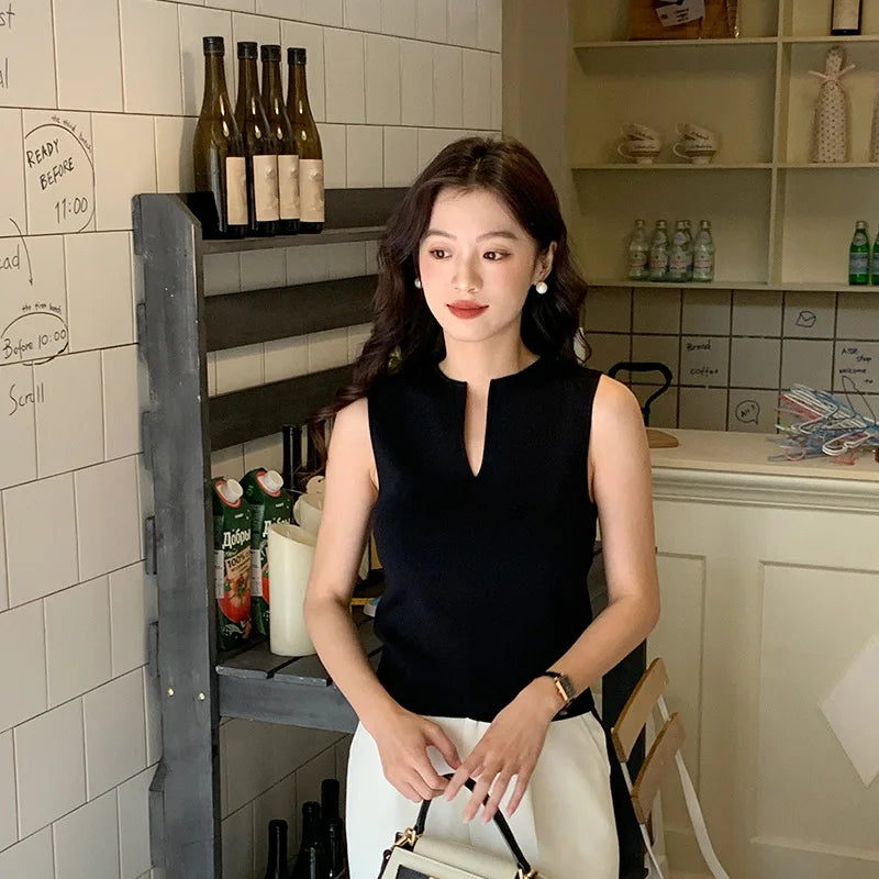 Women V-neck Breathable Sleeveless Knit Tank Top