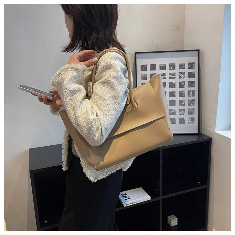 Women Shoulder Bags
