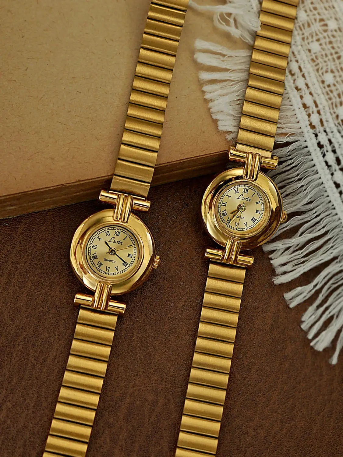 French Retro Gold Small Dial Women’s Watch