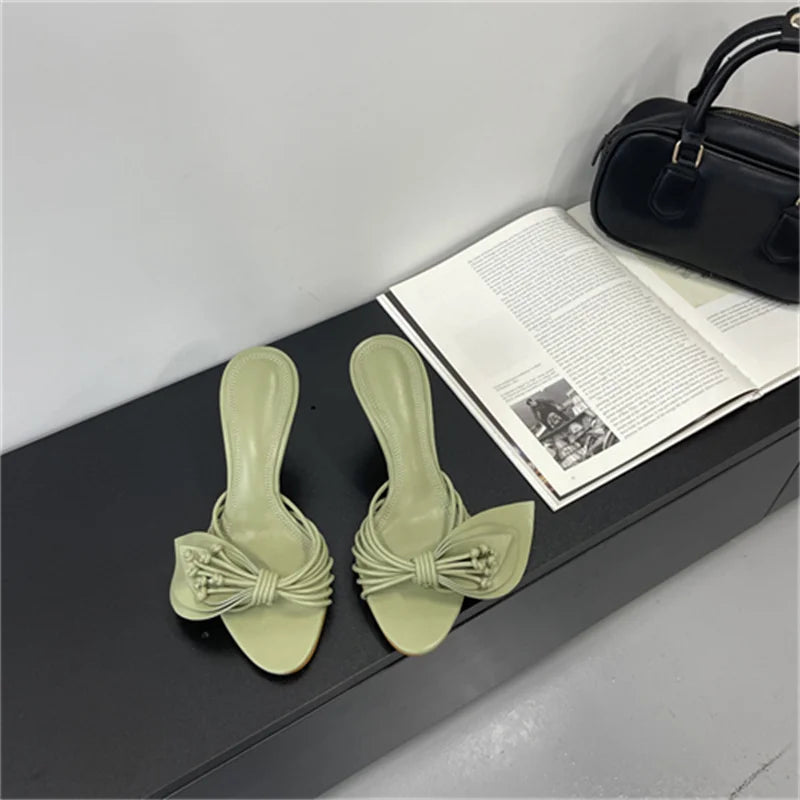 Women Green Leaf Narrow Band Summer Slipper Sandal