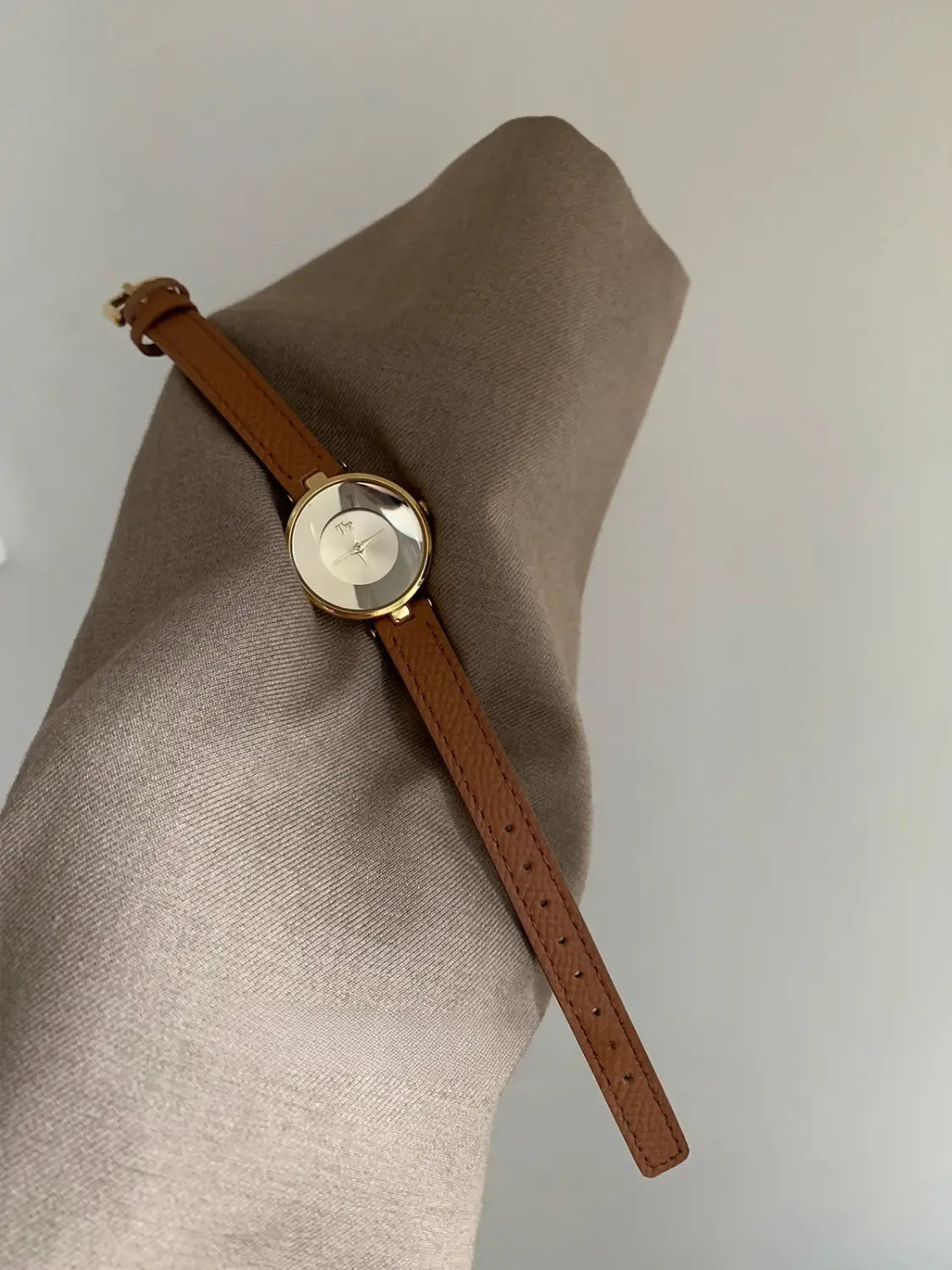 Elegant Women’s Watch Classic