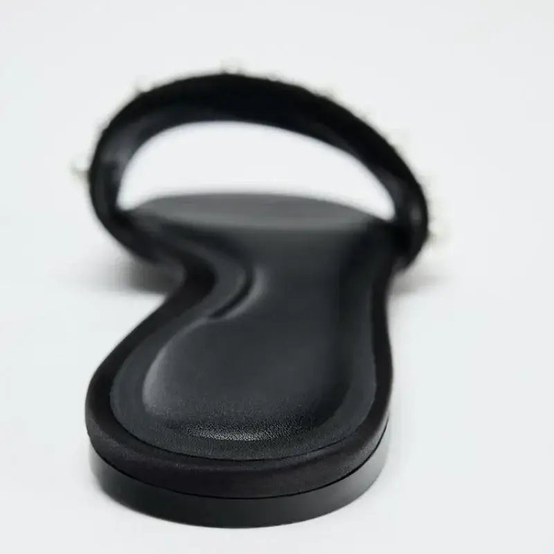 Sparkling White String Bead Decorative Women Slippers