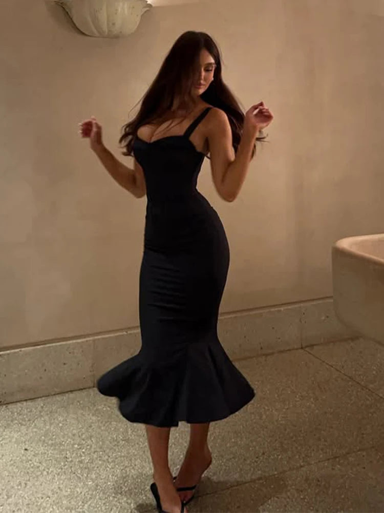 Elegant Women's Maxi Dress - Norellé