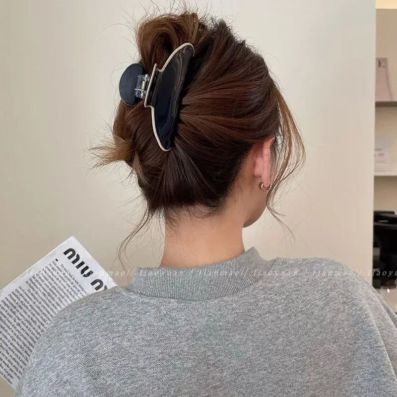 Geometric Claw Clip for Women