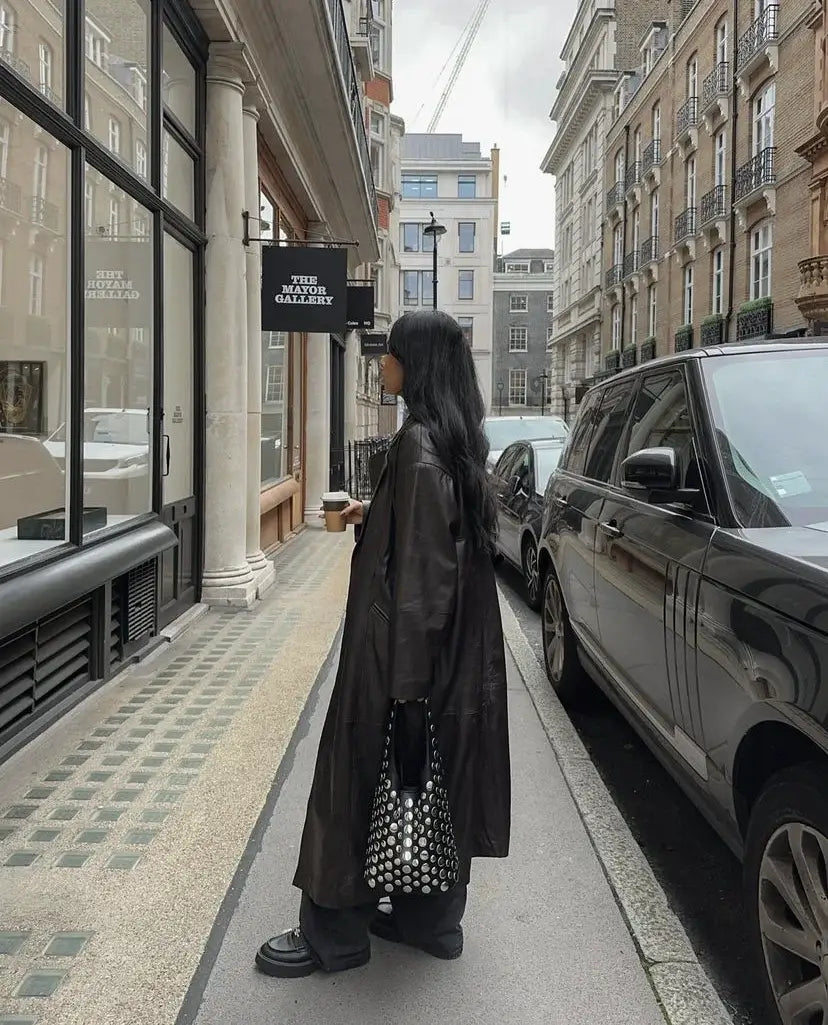 Punk Style Embellished Double-Faced Round Niche Bucket Bag