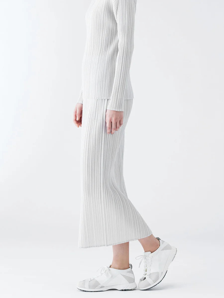 Pleated Hip Hugging Slim Half Skirt