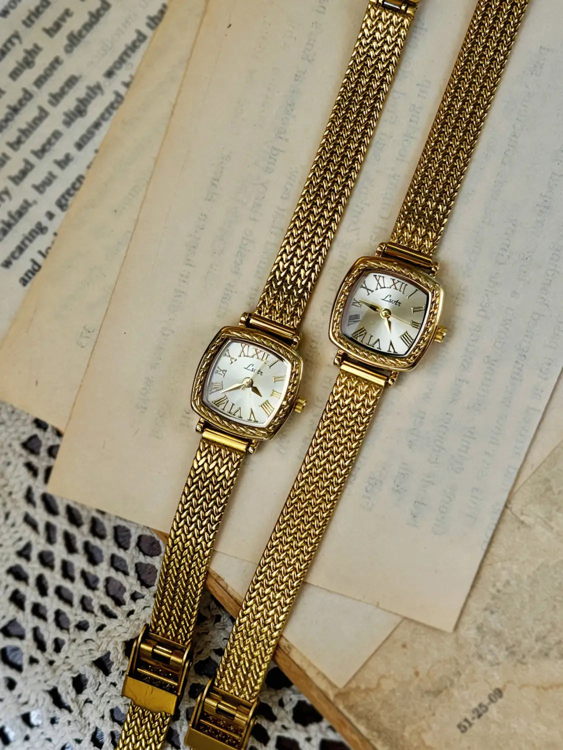 French Vintage Style Gold Dial Quartz Copper Watchband Women’s Wristwatch