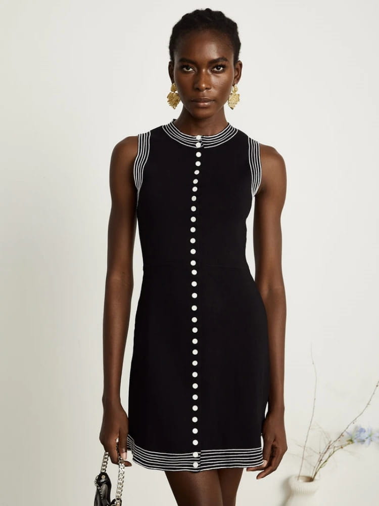 Causal Round Neck Single Row Button Sleeveless Slim Fit Women Dress