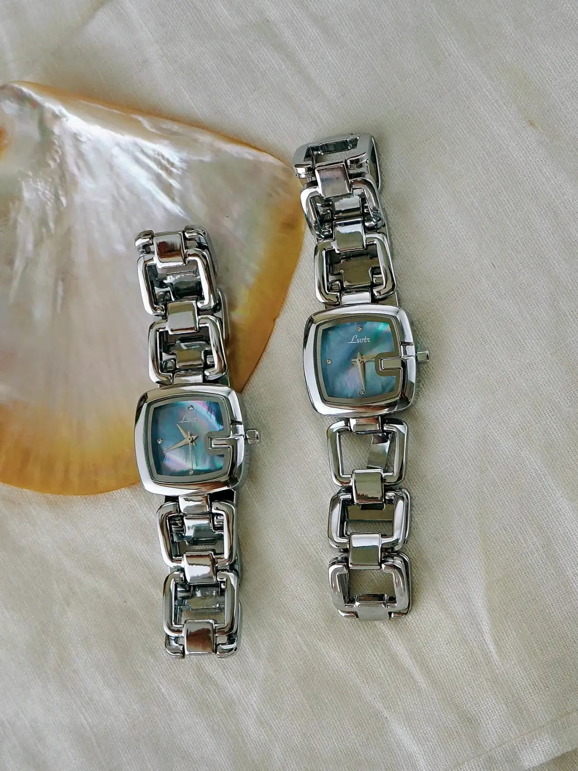 Women’s Elegant High-End Luxury Quartz Watch Stainless Steel Band Rhinestone & Mother Of Pearl Dial