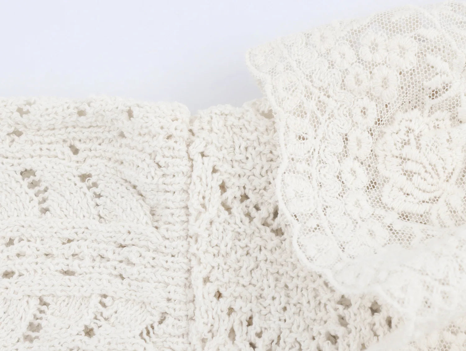 Women’s Hollow Out Knit Blouse Ruffled Round Neck Short Sleeves