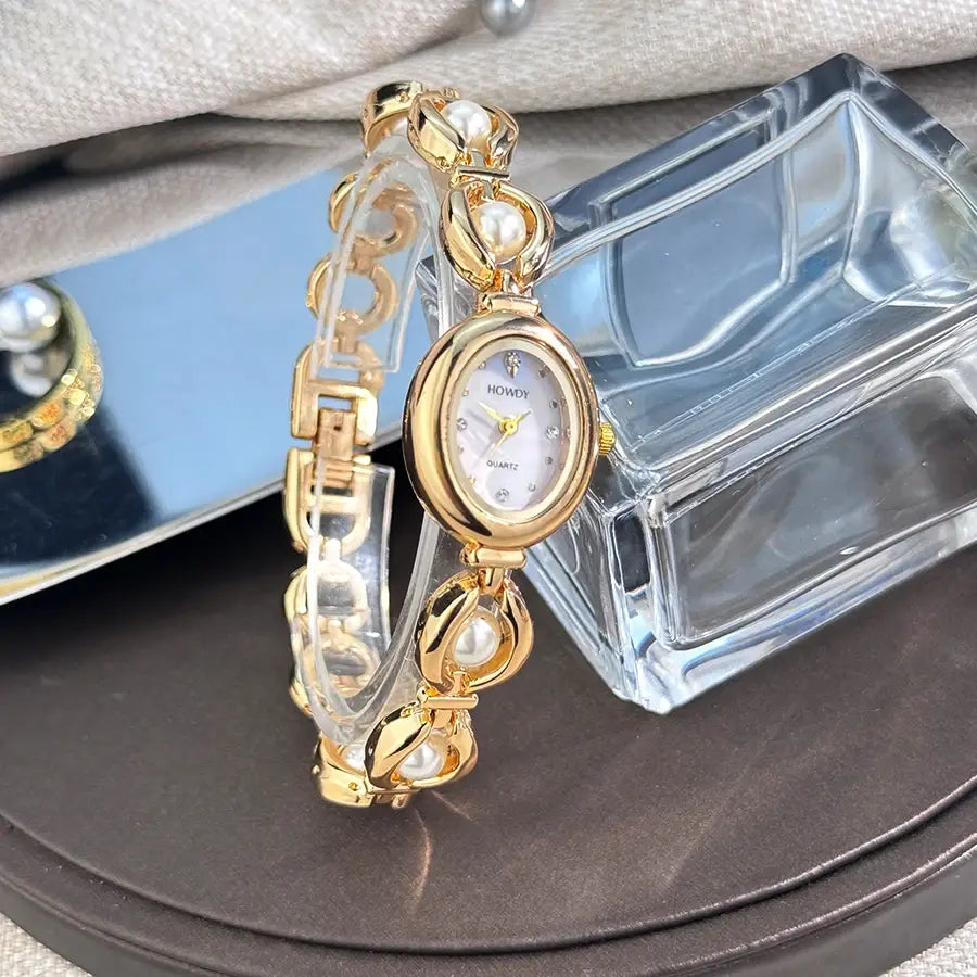 Ladies’ Oval Sun Print Rhinestone Dial Elegant Lady Quartz Watch