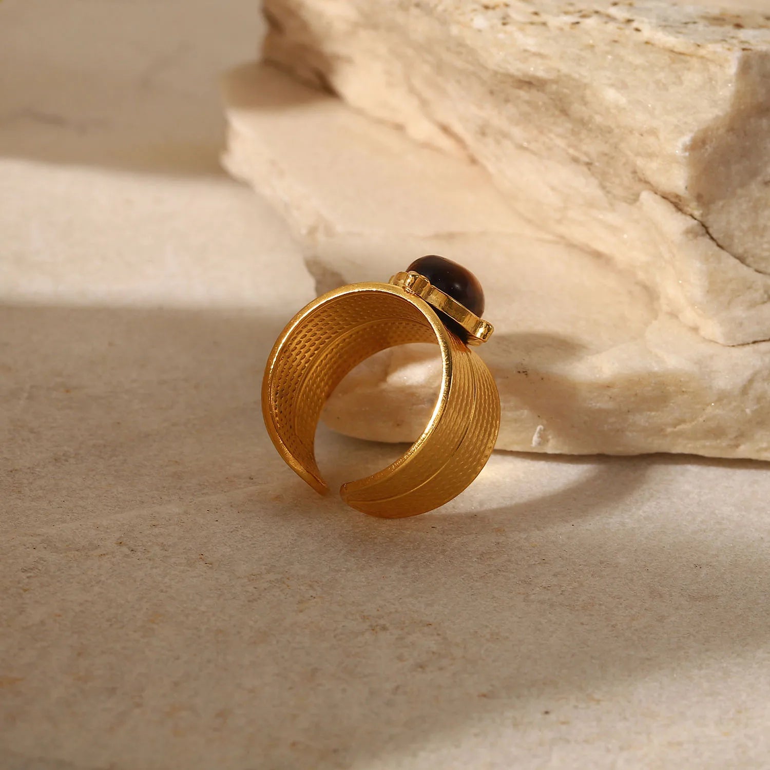 Stainless Steel Natural Stone Tiger