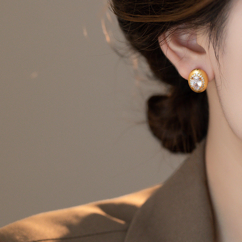 Silver Needle Micro Inlaid Zircon Brushed Geometric Ear Studs - Norellé