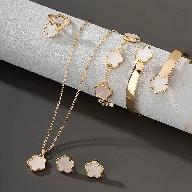 Five Petal Flower 5-piece Necklace Brace Lace Bracelet Stud Earrings Ring - Norellé