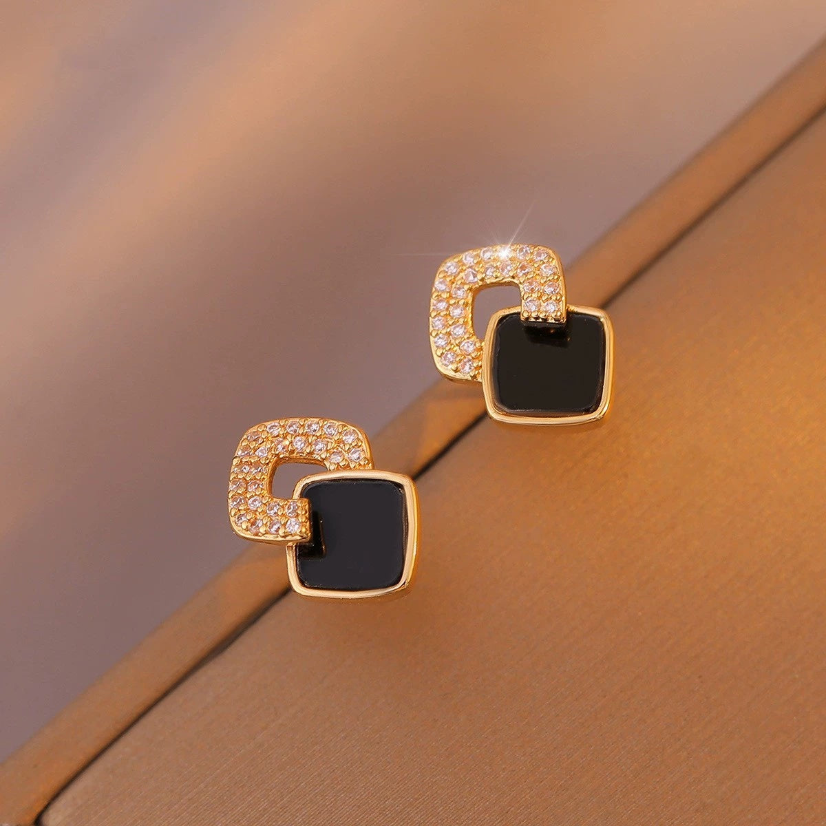 Women's Cross Black Small Square Earrings Versatile Gift - Norellé