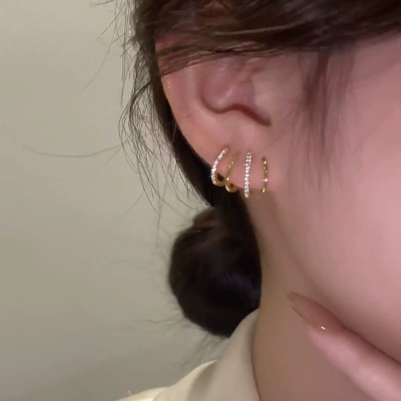 Women's Niche Design Internet Celebrity Fashion Four-claw Earrings Birthday Gift - Norellé