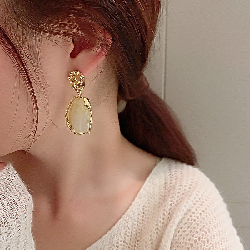 Women's Fashion Retro Maillard Irregular Earrings - Norellé
