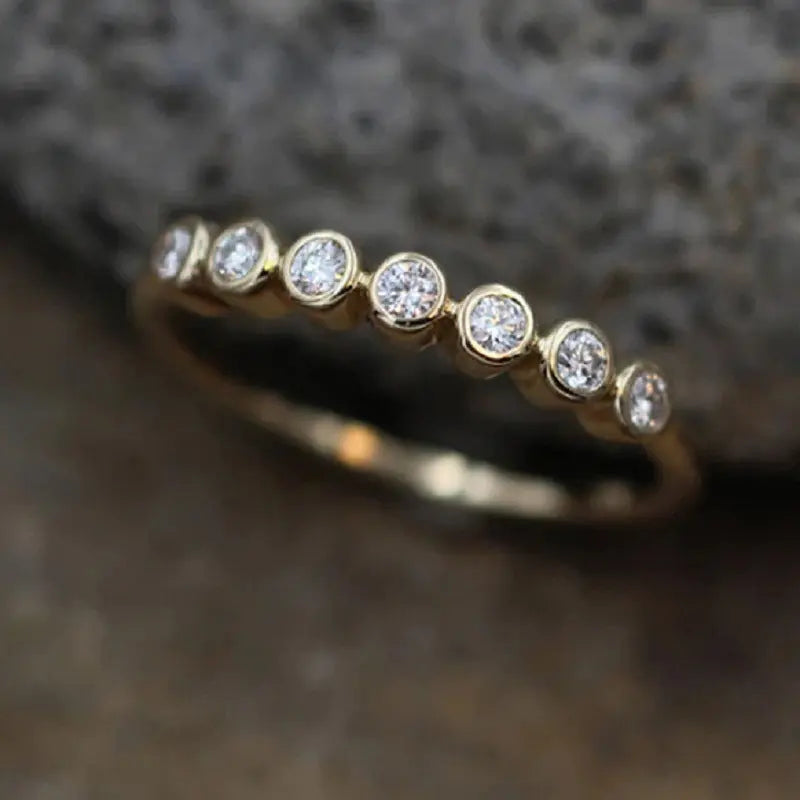 Simple Fashion Women's Gold Thin Ring - Norellé