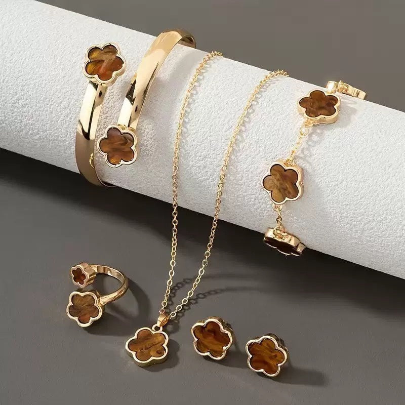 Five Petal Flower 5-piece Necklace Brace Lace Bracelet Stud Earrings Ring - Norellé