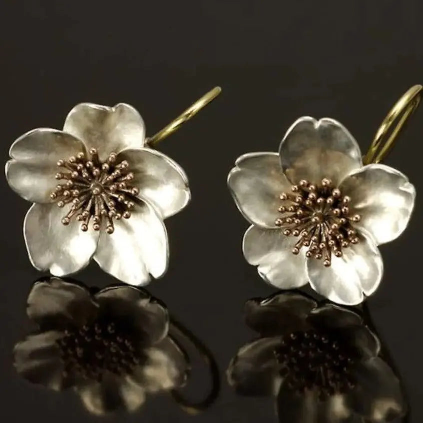 New Flower Earrings Retro Fashion Creative - Norellé