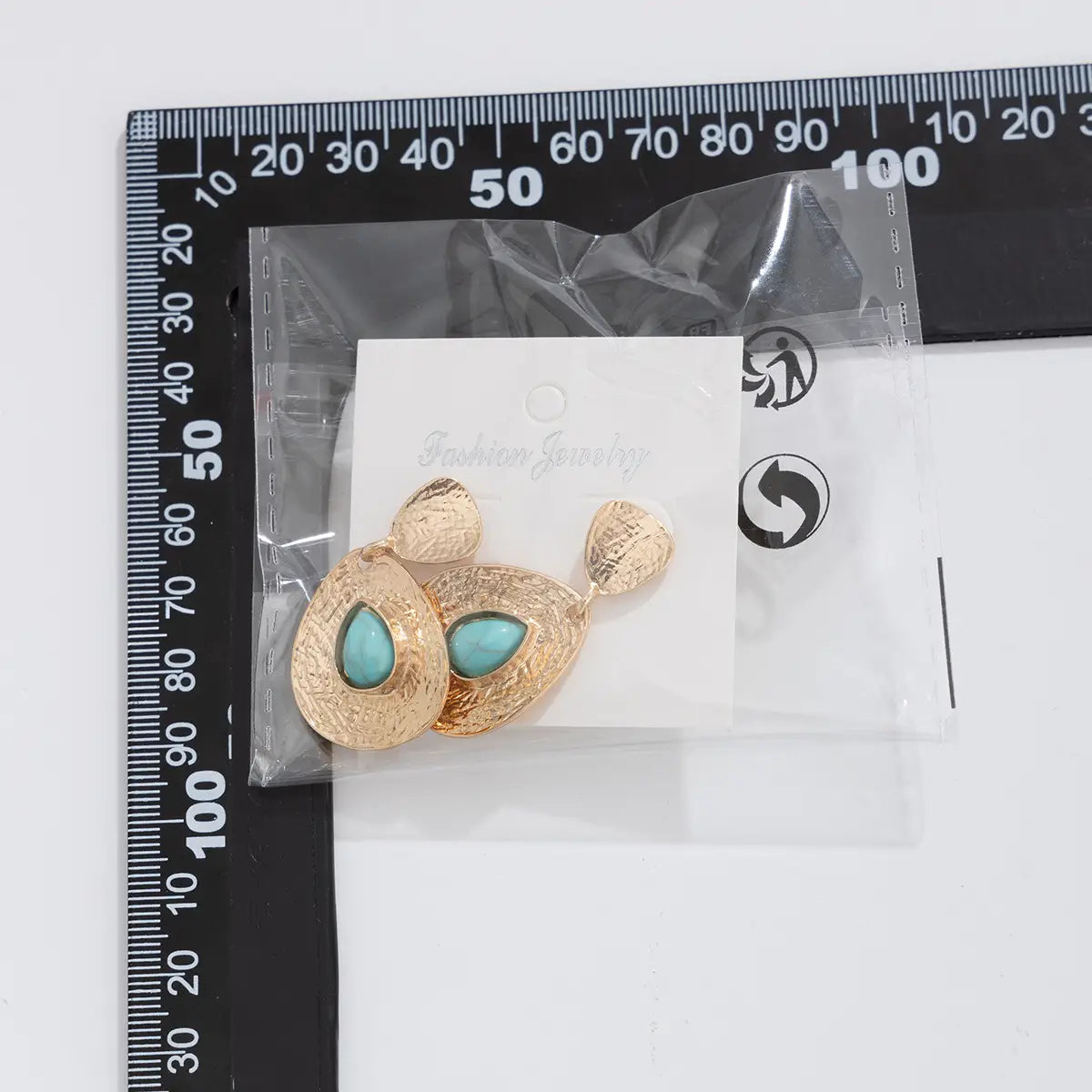 Drop-shaped Micro-inlaid Turquoise Pleated Ear Studs