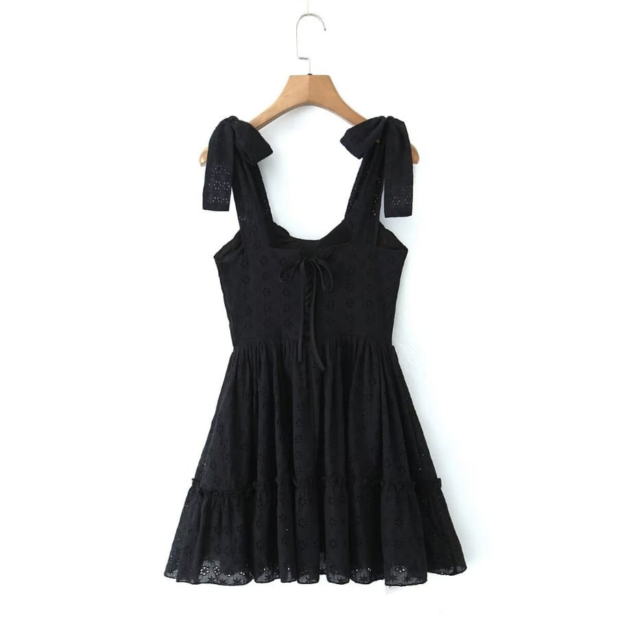 Sweet Cutout Embroidery Chic Lace Up Short Dress French Style V-neck