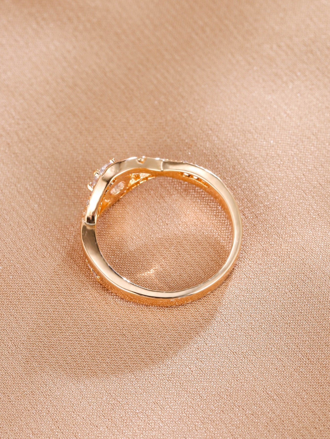 Snow Snowflake Micro Setting Ring - Norellé