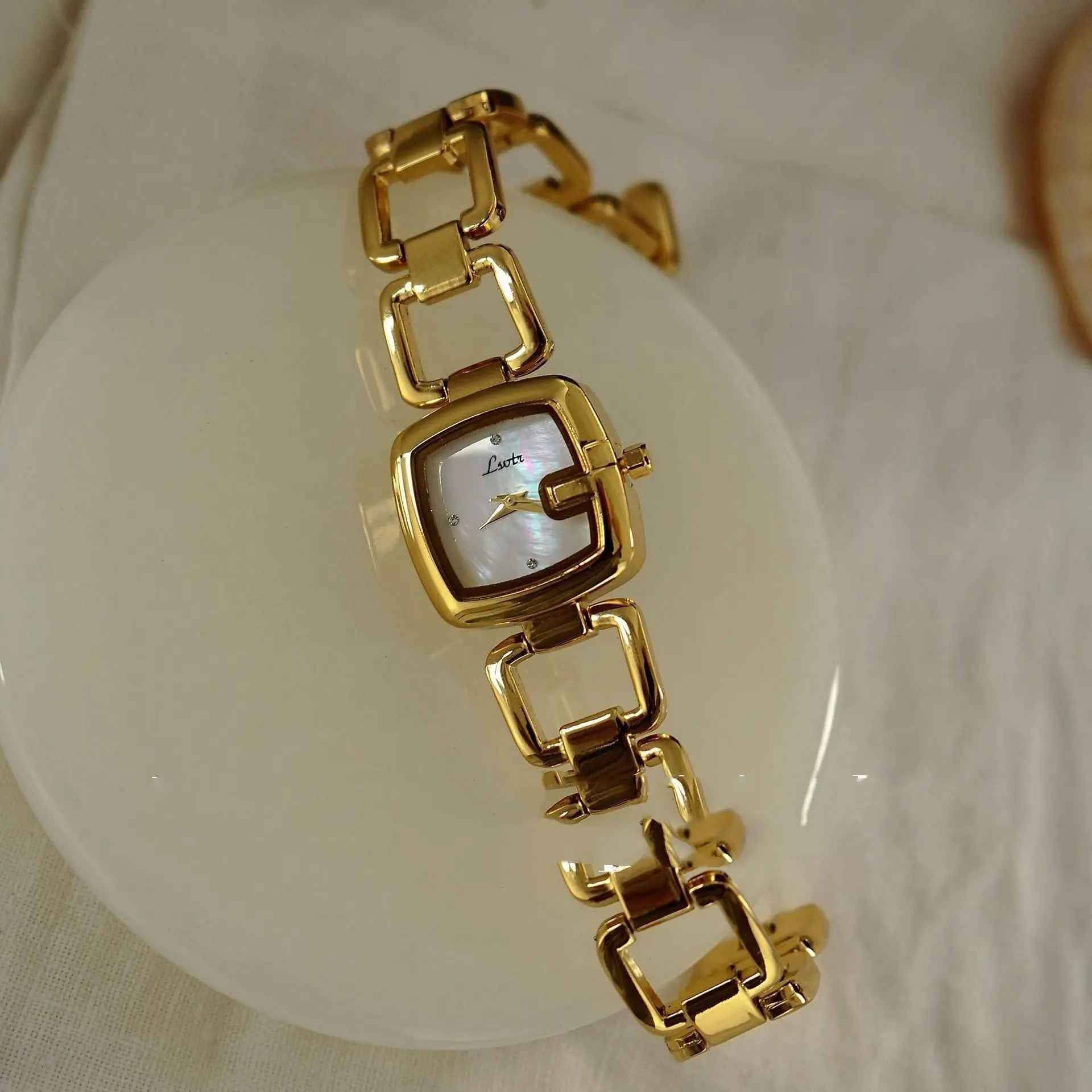 Bracelet Watch Women’s Fashion Simple Retro - Gold Single - electronic accessories