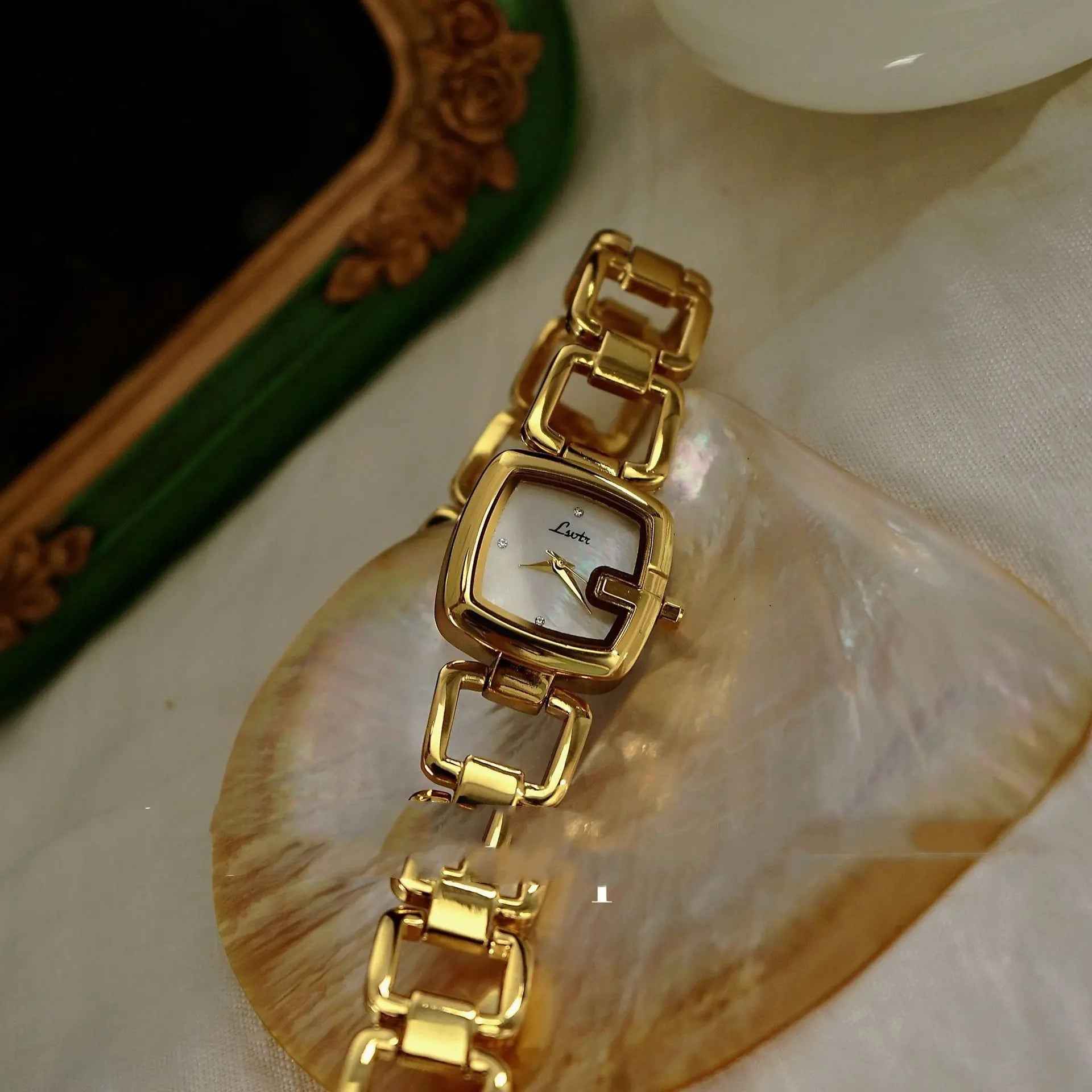 Bracelet Watch Women’s Fashion Simple Retro - Gold Single - electronic accessories