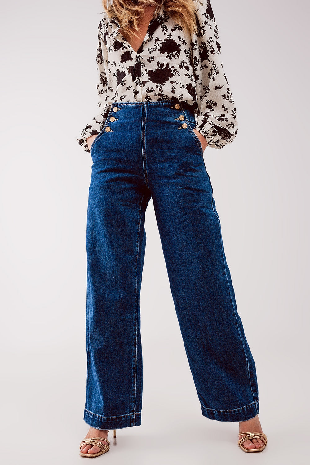 Button Front Jean in Mid Blue - Norellé