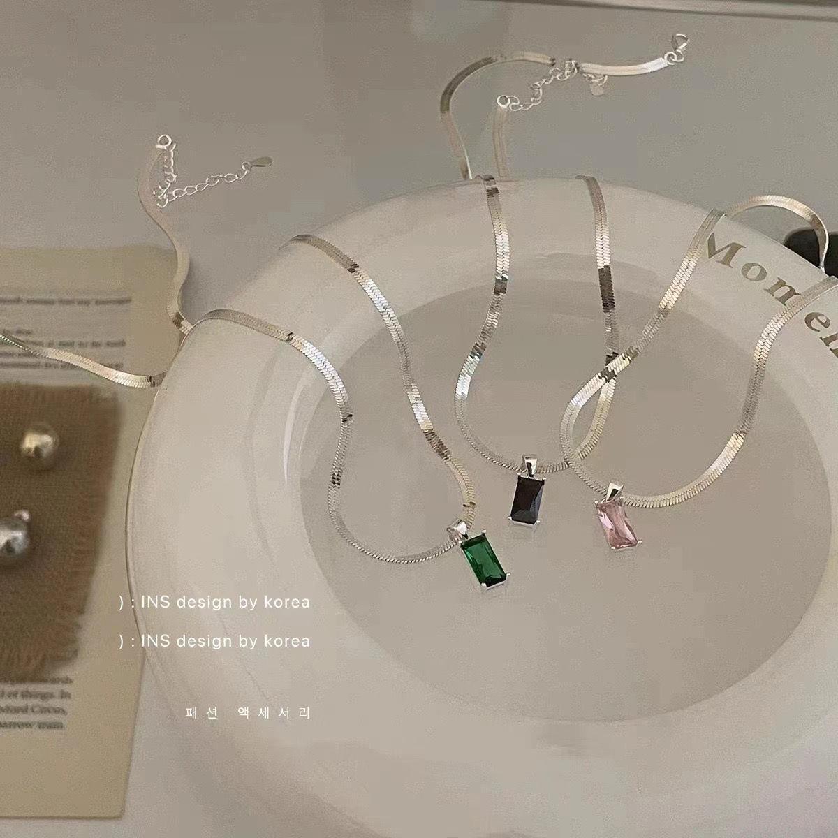 Ins Girl Special-interest Design Color Rhinestone Snake Bones Chain - Norellé