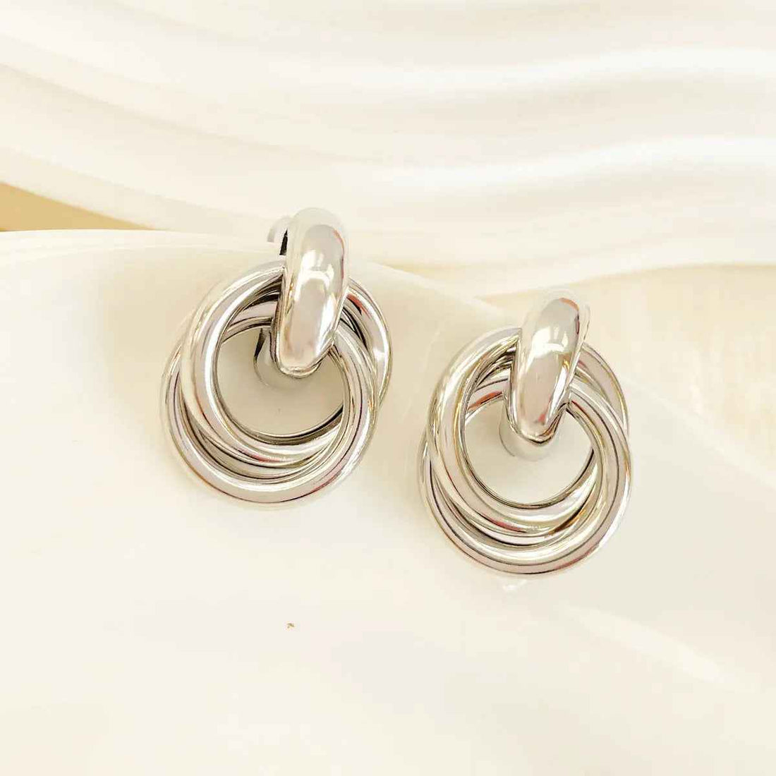Gold High-grade Metal Toe Cap Guard Card Pair Combination Earrings - Norellé