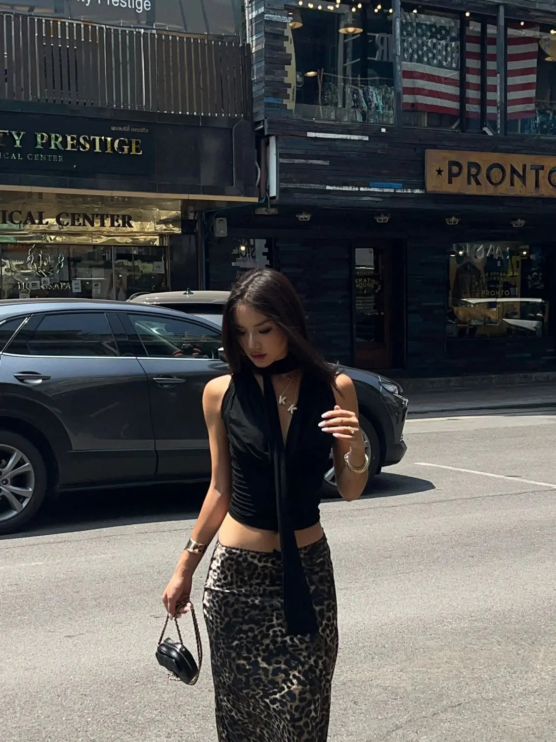 Slim Fit Slimming Swing Collar Design Blouse